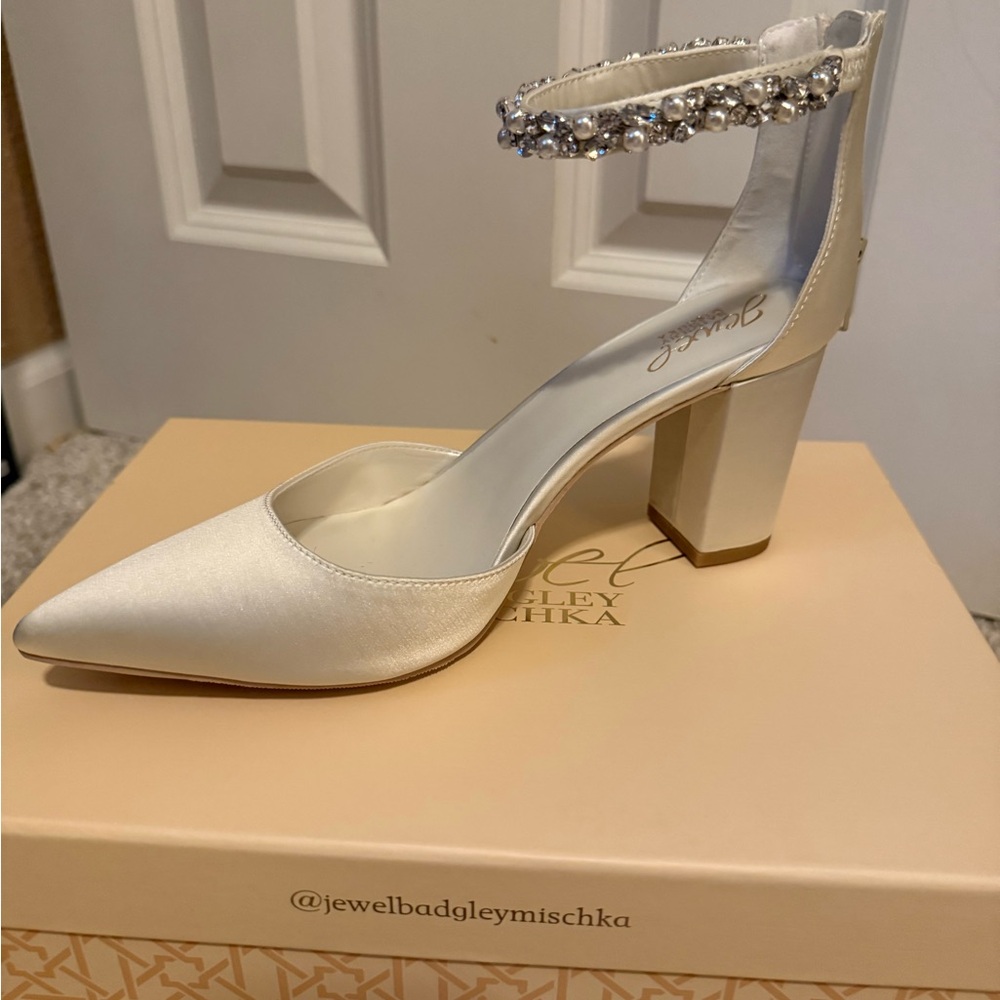 Jewel Badgley Mischka Pointed Toe Satin Block Heels with Crystal Strap